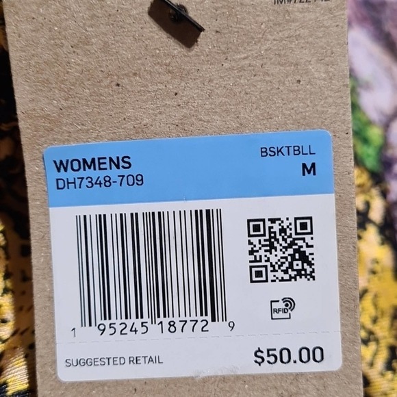 Nike Fly Gold Black Shorts Size Medium NWT - Picture 5 of 8